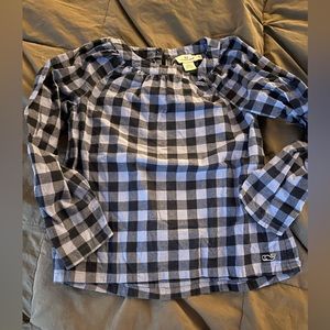 Girl’s vineyard vines top